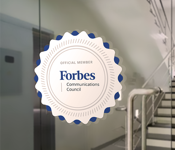 forbesComm-badge@2x